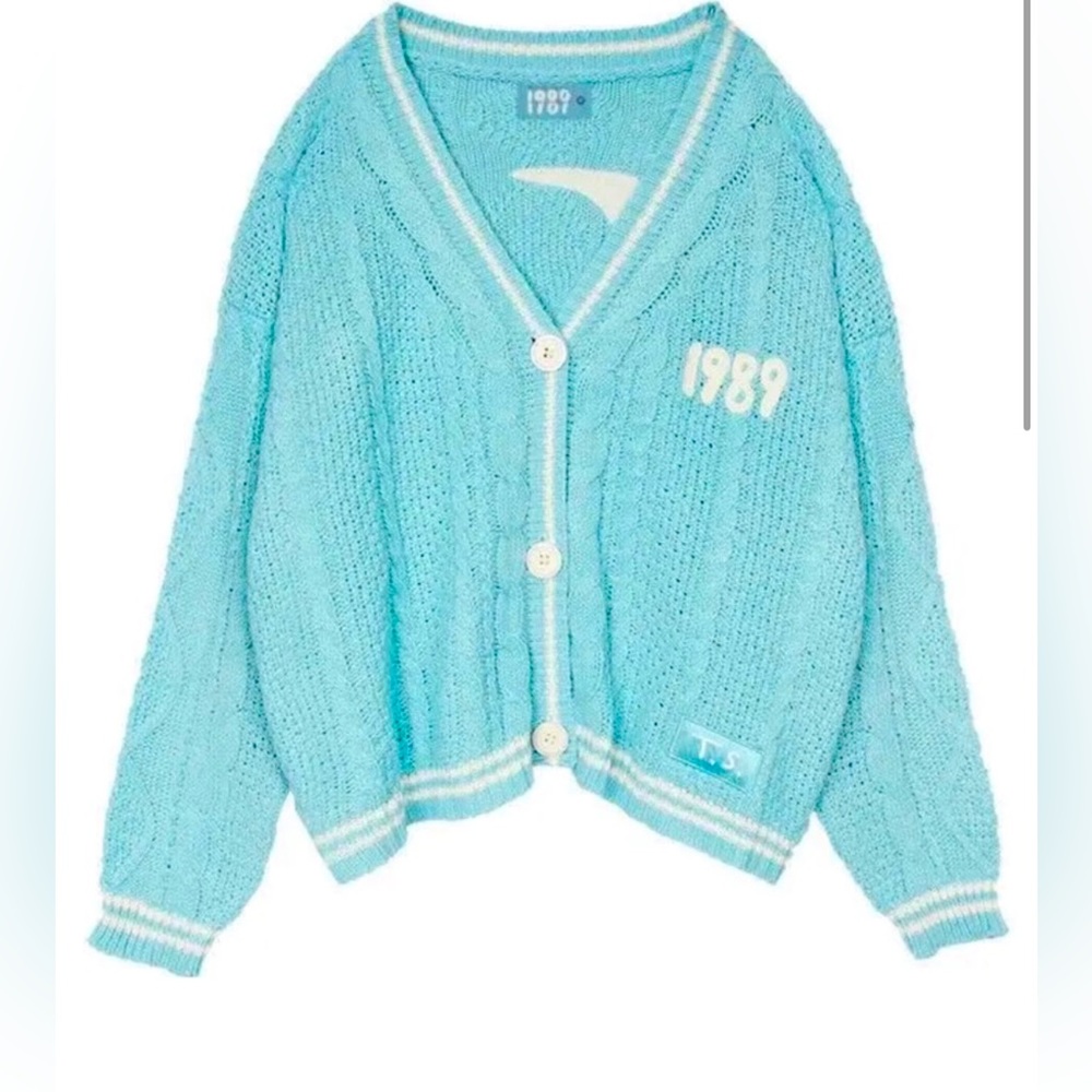 Taylor swift 1989 cardigan